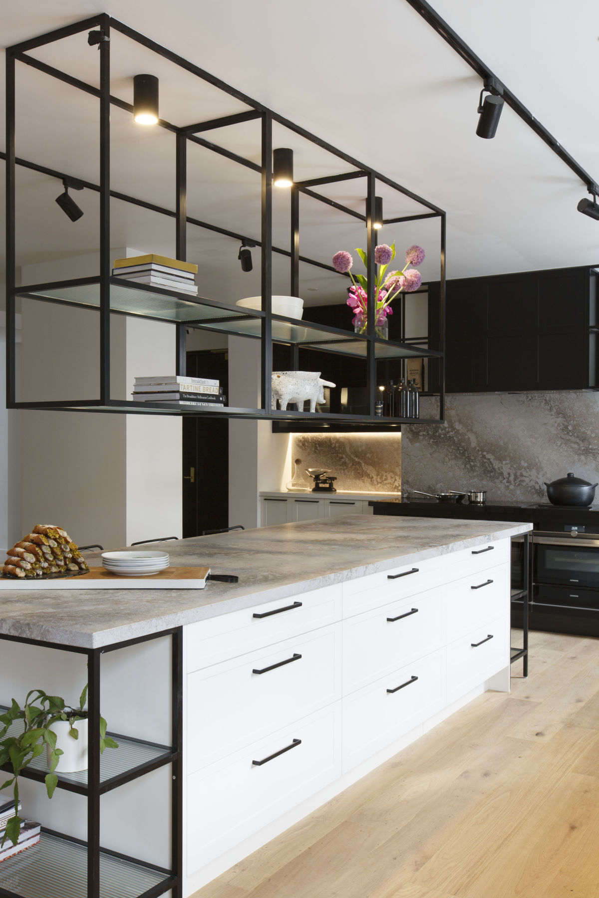Challenge Kitchen Showstopper Showcases Contemporary Café-style ...