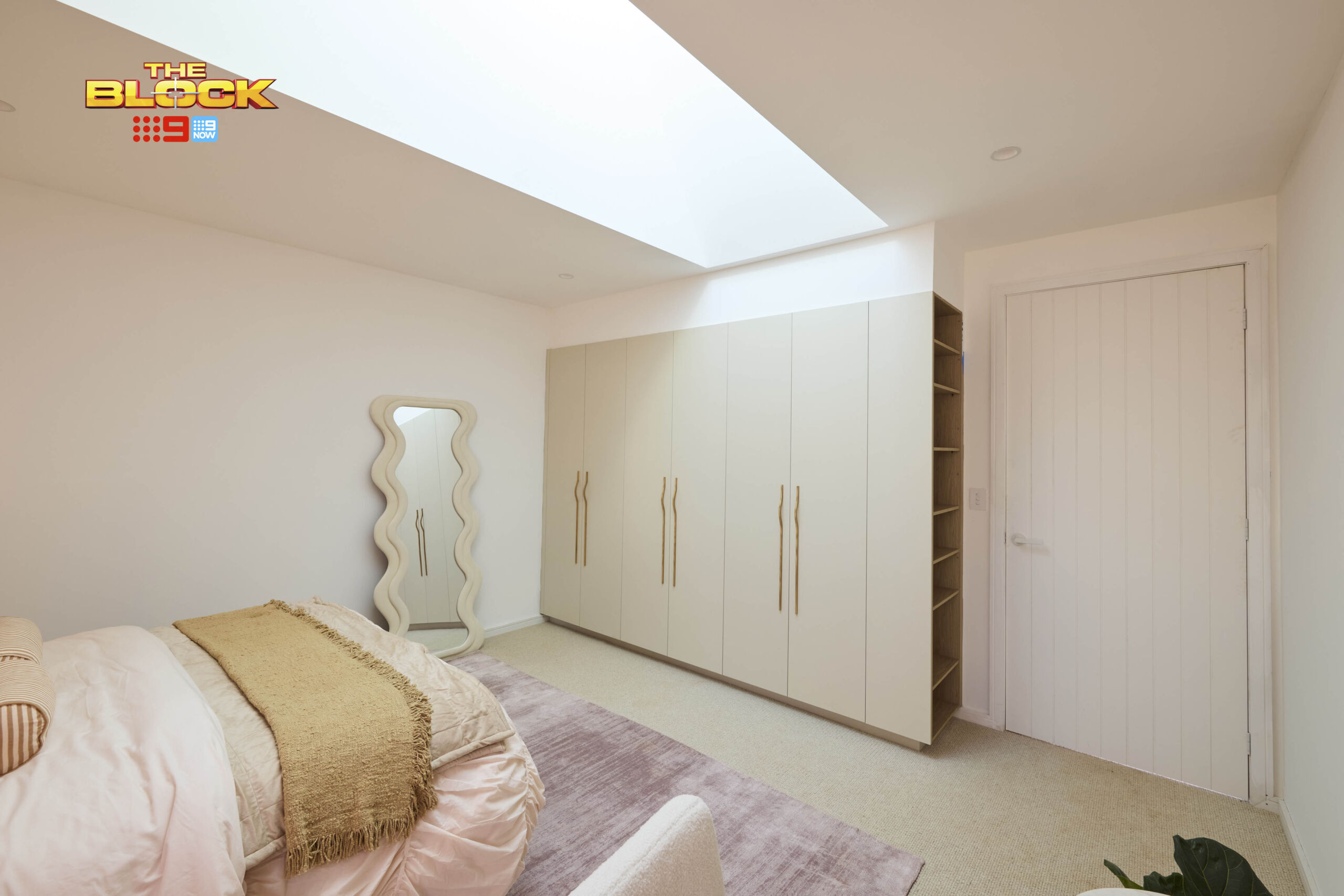 Copy of H3 RM2 kids bedroom Britt and Taz-082 Neutral-wardrobe-style-with-open-shelves-statement-timber-handles