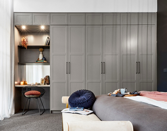 fk-block26-previous-2019 The Block 2019: Grey shaker wardrobe with built-in vanity nook and bedroom bench seat.