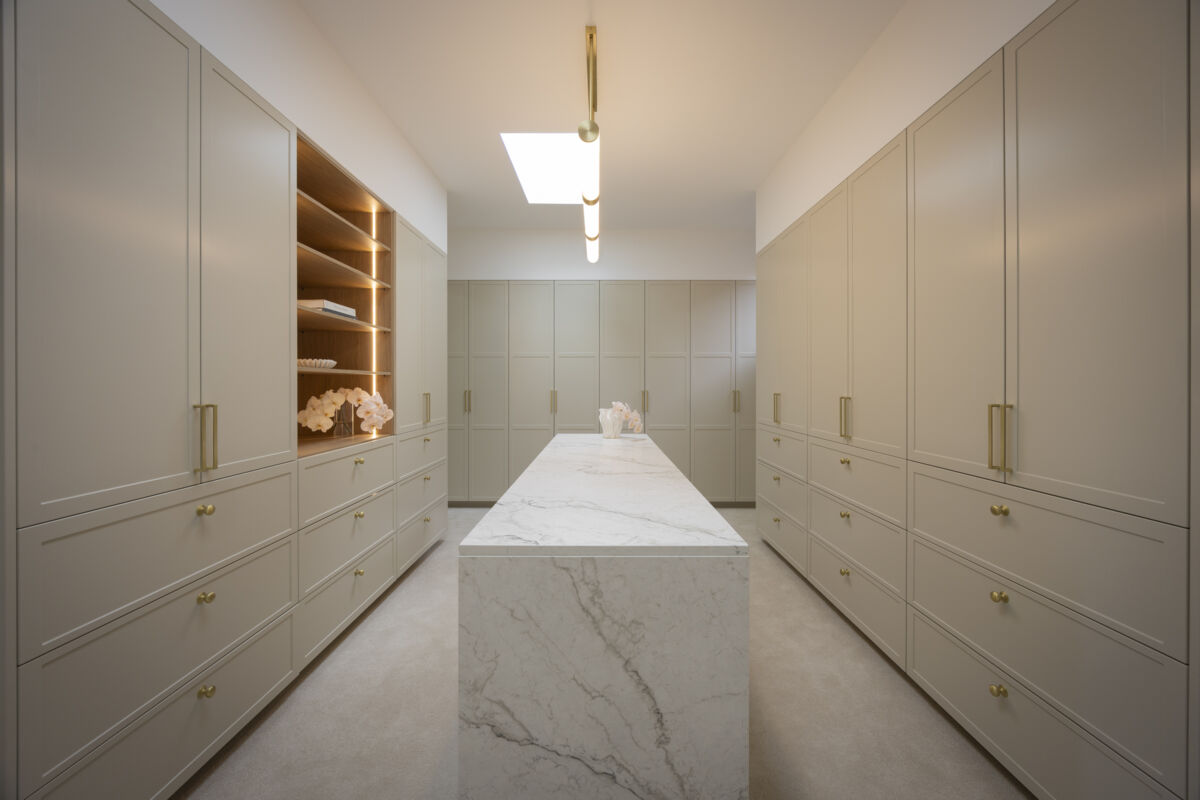 Walk-in Wardrobes and Walk-In Robes | Freedom Wardrobes
