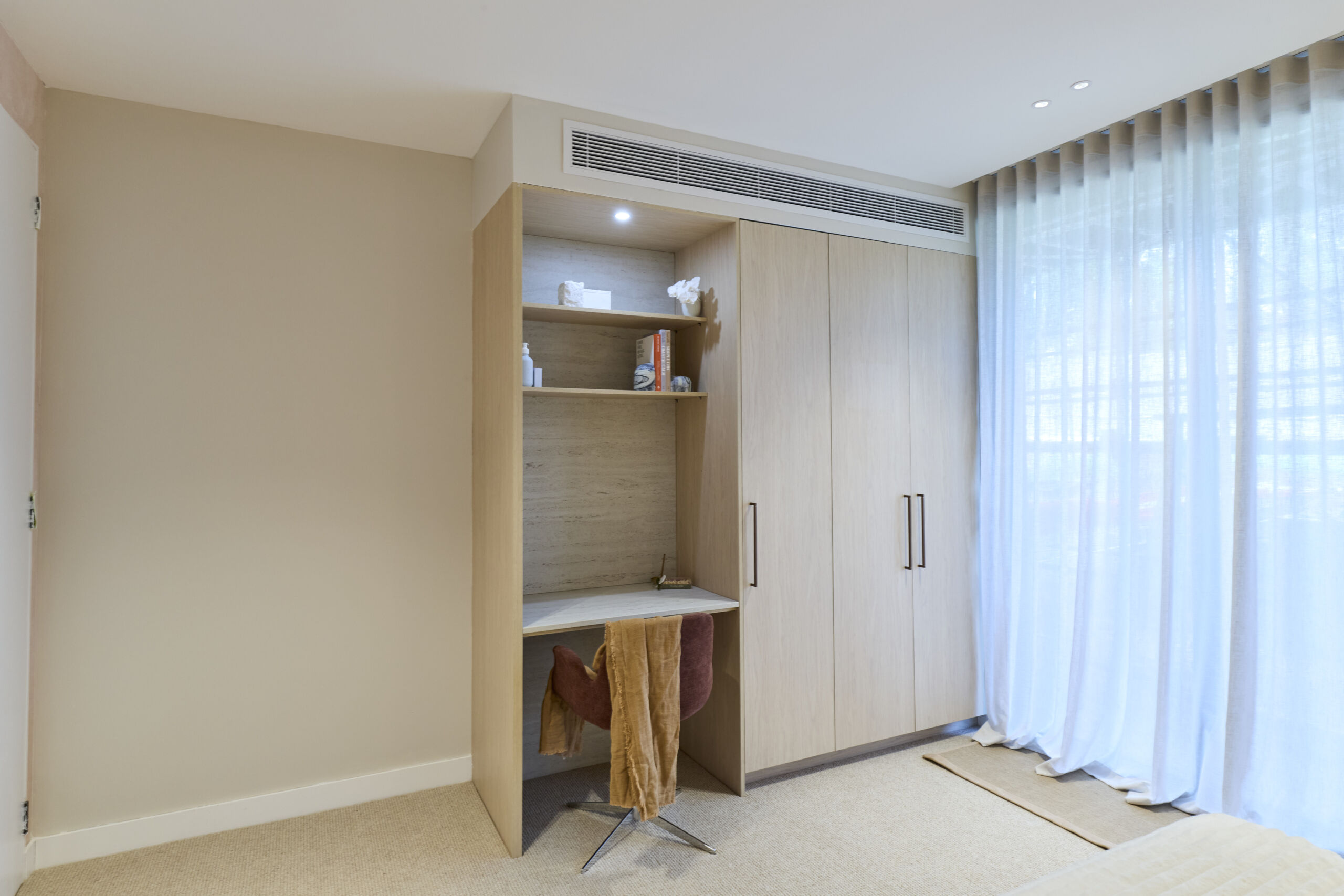 H3 RM6 GUEST SUITE BEDROOM & ENSUITE Lisa and Rosco-051 Built in timber oak wardrobe with desk study zone